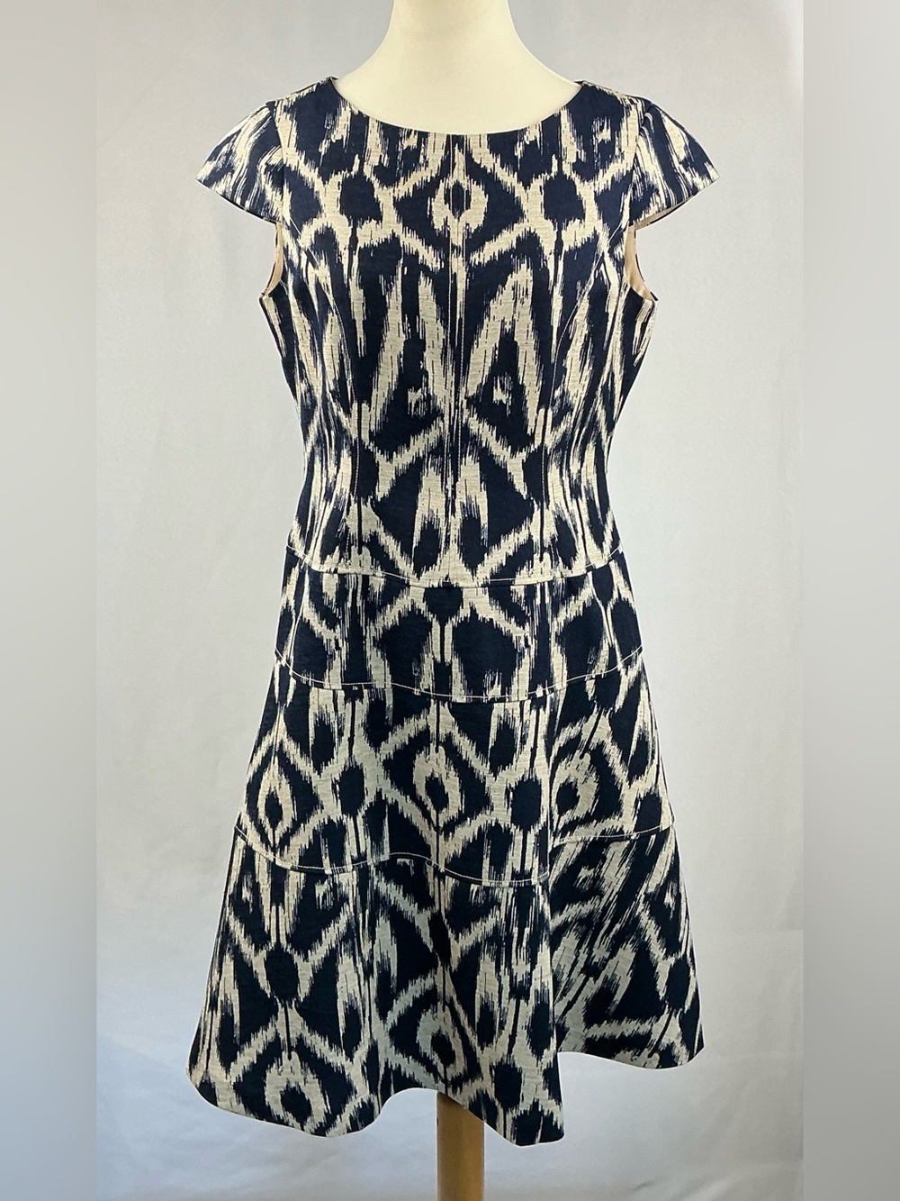 Anne Klein Navy Ivory Ikat Tiered Fit & Flare Dress Size 10